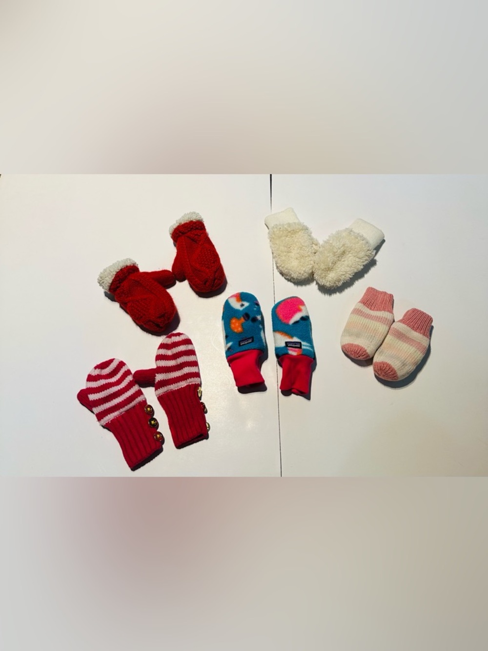 Patagonia, Gap & Old Navy Toddler Gloves - 5 Pairs